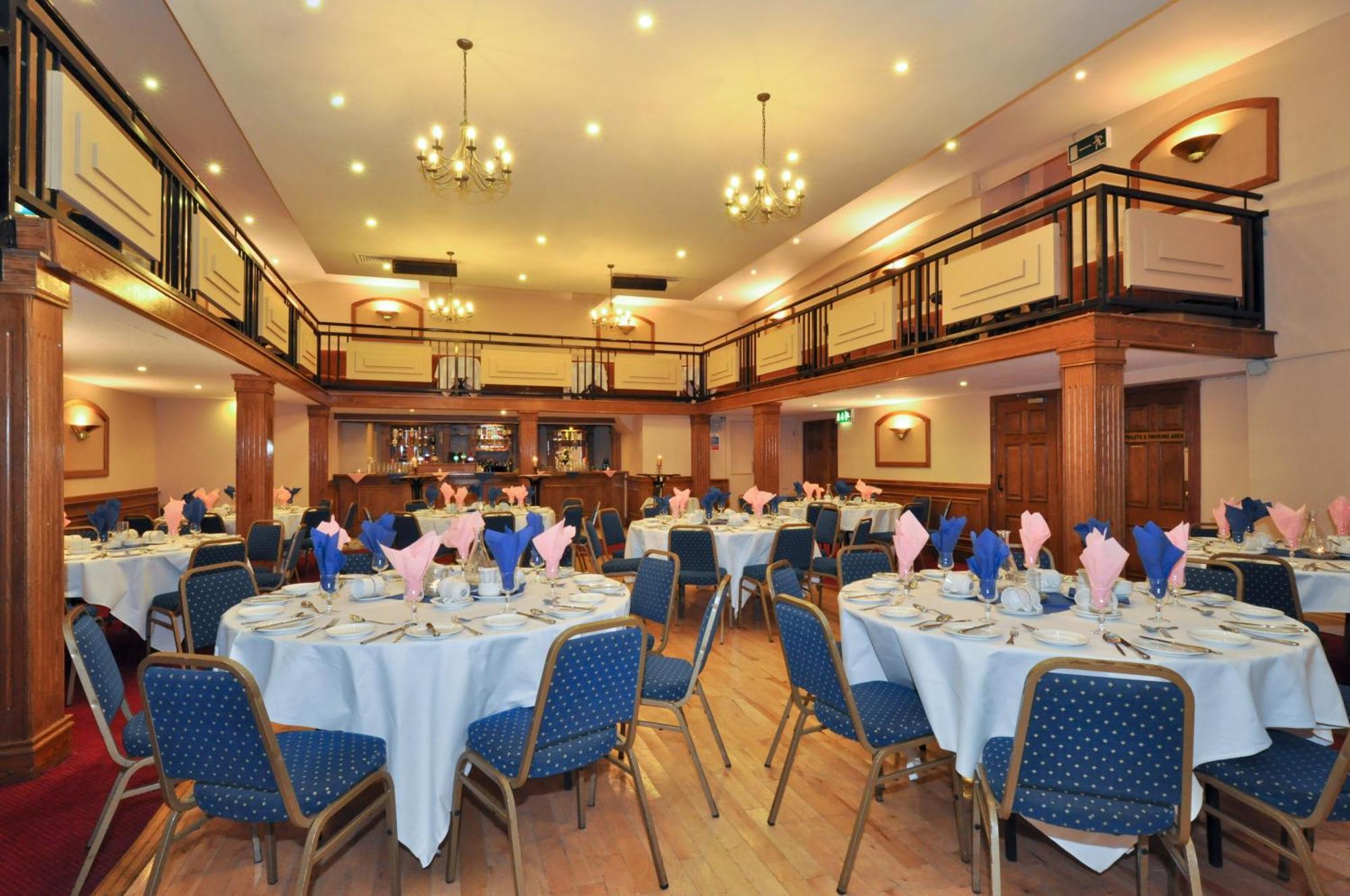 קליירמוריס Dalton Inn Hotel מראה חיצוני תמונה