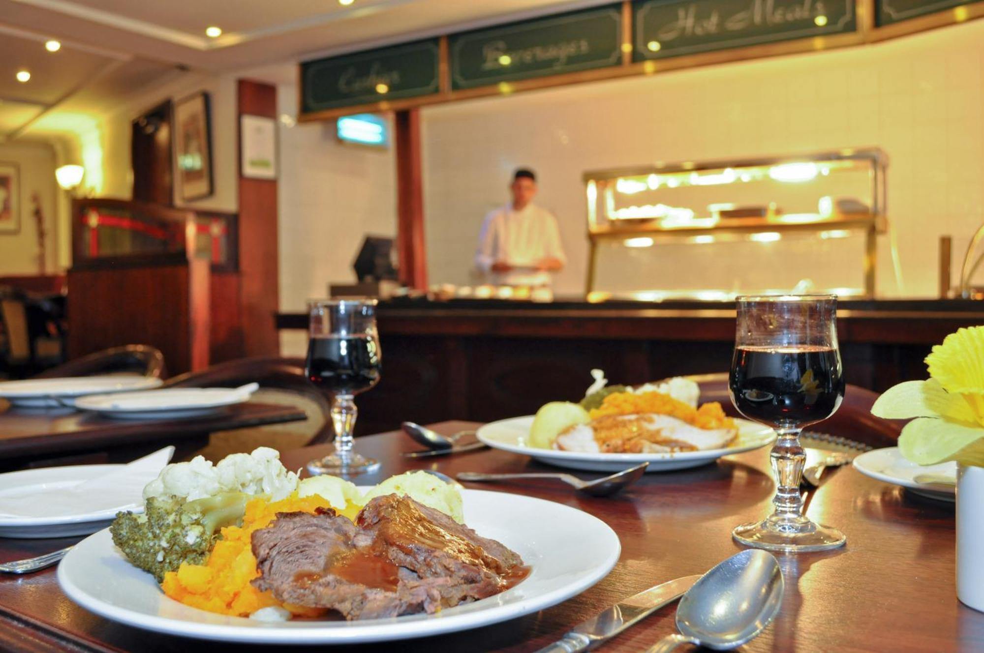קליירמוריס Dalton Inn Hotel מראה חיצוני תמונה